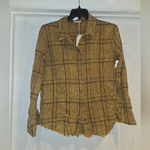 NWT MYSTREE PLAID BUTTON DOWN WITH FRINGE, SIZE LARGE